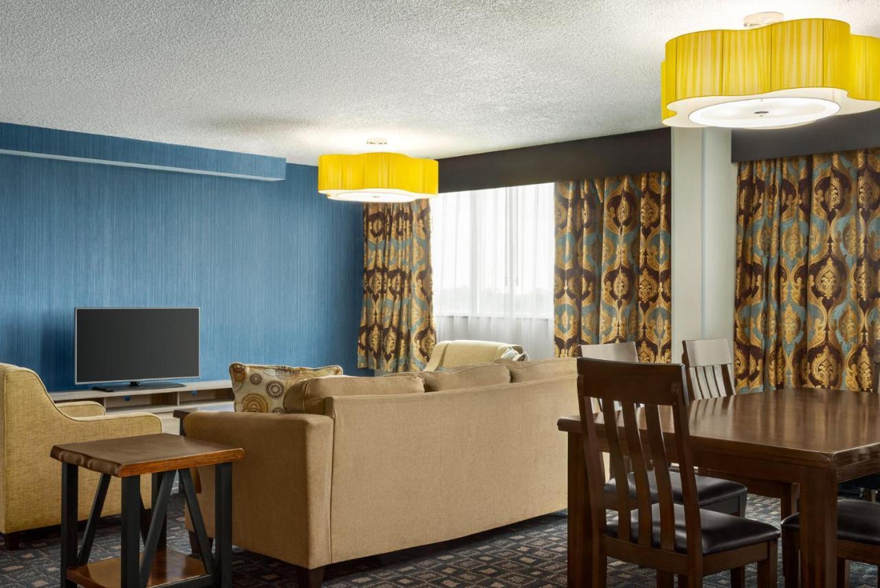 Holiday Inn Louisville East - Hurstbourne By Ihg Exterior foto